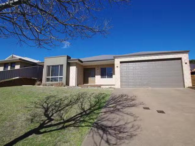 Rental! 16 Mcwhae Drive, Spencer Park, WA 6330