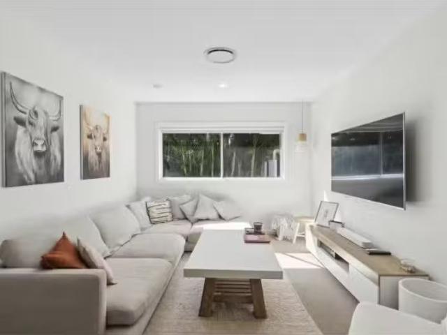 Charming 16 Mermaid Drive, SANDY BEACH House for rent Listed.