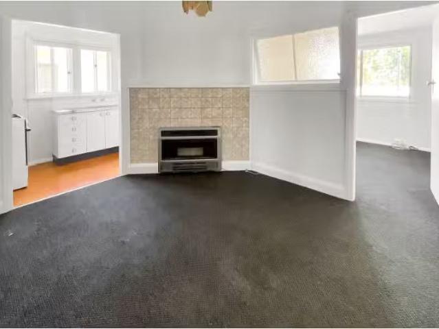 Rental! 16 Sandford Avenue, Lithgow House for rent Listed by.
