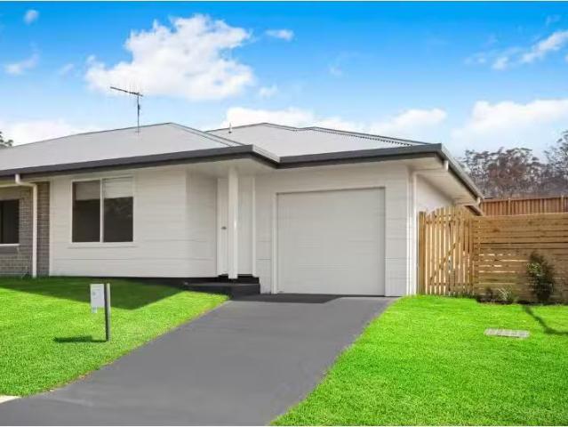 Nice 16 Seminar Street, Thrumster Apartment for rent Listed b.