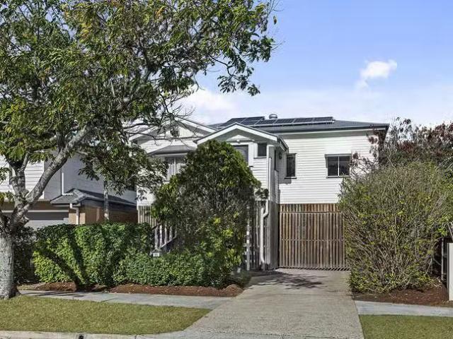 Cheap 16 Sinclair Street, Moorooka, QLD 4105