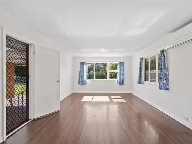Cheap 16 Palomar Road, Yeerongpilly, QLD 4105