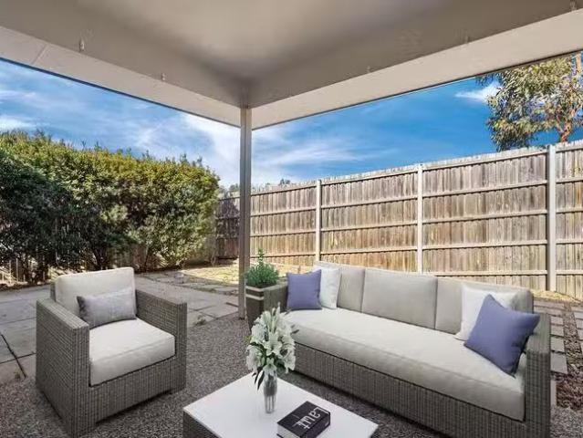 Rental! 16 Turquoise Crescent, Springfield, QLD 4300