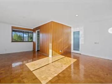 Nice 16A Mac Kennal Street, Lyneham House for rent Listed by.