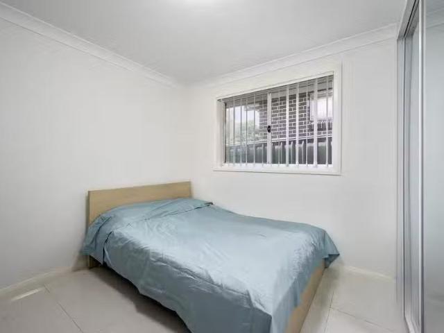 New 16A Brain Avenue, LURNEA Apartment for rent Listed by Tra.