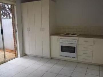Cozy 17/579 Hannan Street, Somerville, WA 6430