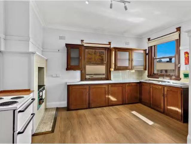 New 172D Princes Highway, CORRIMAL Apartment for rent Listed.