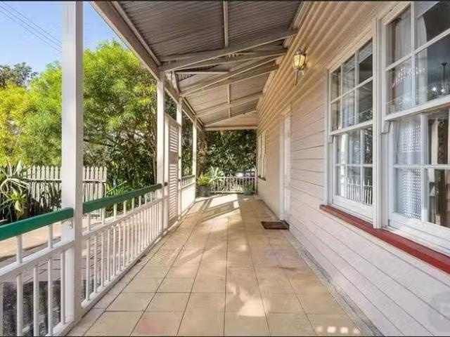 Cheap 1/73 Gower Street, Toowong, QLD 4066