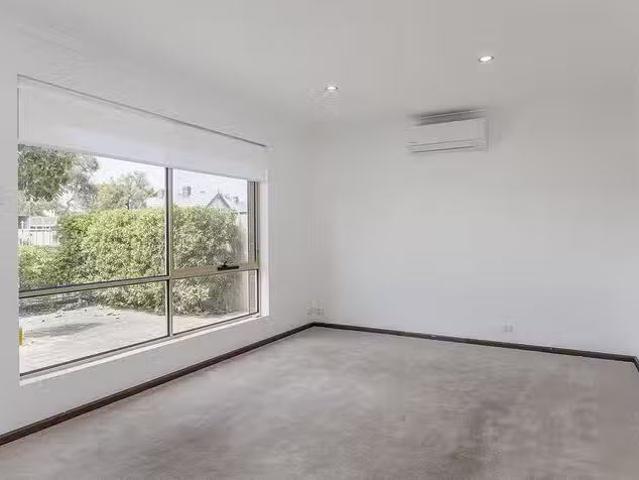 Unique 1/73 Wills Street, Largs Bay, SA 5016