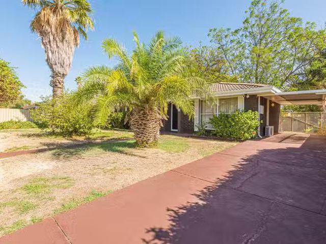 Cheap 17 Coachwood Way, Maddington, WA 6109