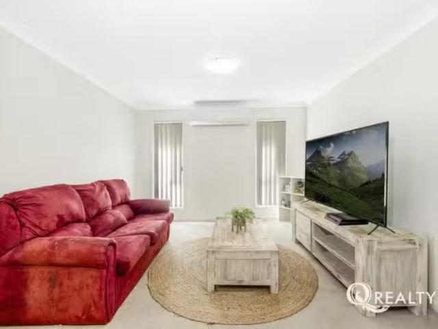 Deal! 17 Finley Street, Gleneagle, QLD 4285