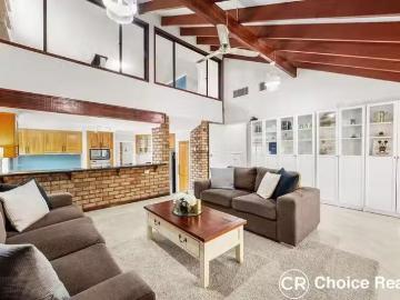 Cheap 17 Harrington Crescent, Leeming, WA 6149