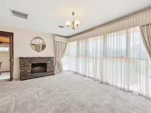 Nice 17 Observation Drive, Highbury, SA 5089