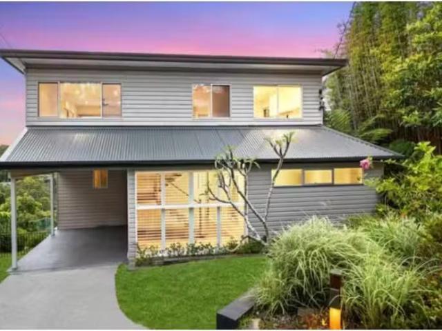 Nice 17 Morandoo Road, Elanora Heights House for rent Listed.