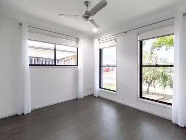 Rental! 17 Newport Parade, Blacks Beach, QLD 4740