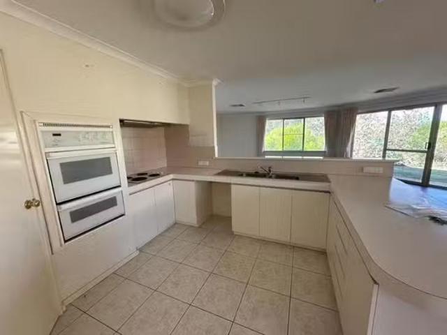 Just in! 17 Shiraz Lane, The Vines, WA 6069