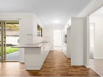 Unique 17 Rhodes Parade, WINDERMERE PARK House for rent Liste.