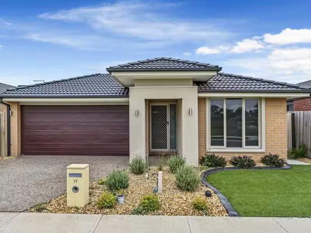 New 17 Rufous Street, LONGWARRY, VIC 3816 House for Rent