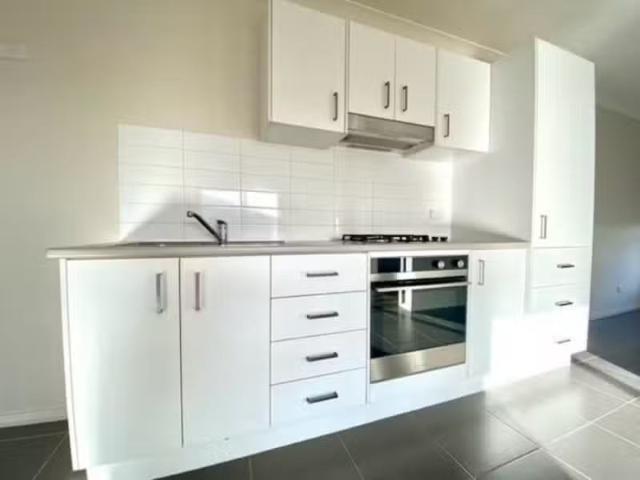Rental! 17b Goodwin Street, WEST TAMWORTH Apartment for rent.