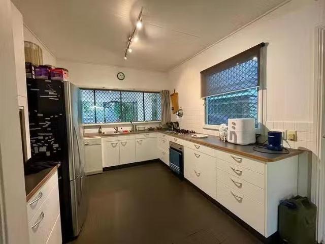 New 1/80 Stuartholme Road, Bardon, QLD 4065