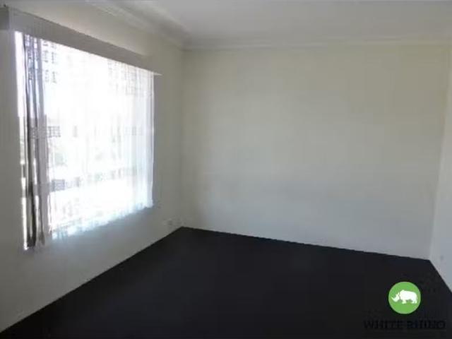 For Rent! 18/124 Henderson Road, Queanbeyan Apartment for rent.
