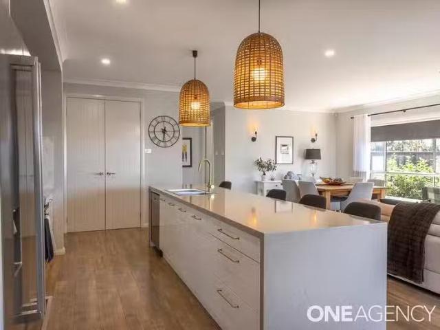 New 18 Halloran Street, Vincentia, NSW 2540