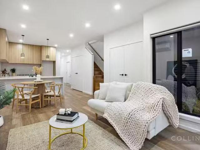 Deal! 18 Leyte Parade, Heidelberg West, VIC 3081