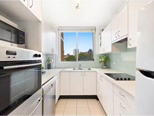 Nice 19/63 Darling Point Road, Darling Point Apartment for ren.