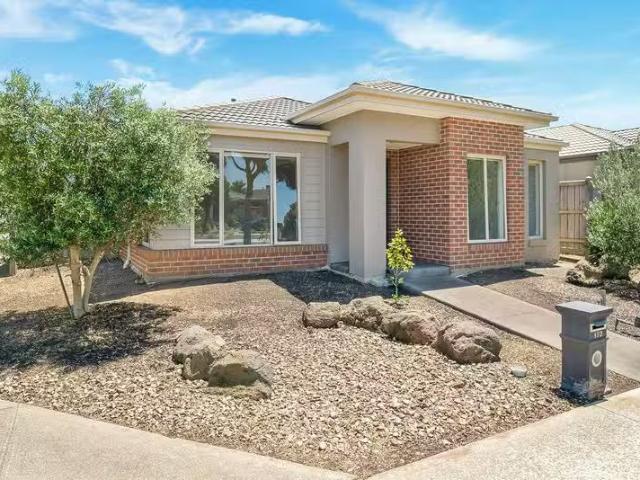 New 193 Saltwater Promenade, POINT COOK, VIC 3030 House for.