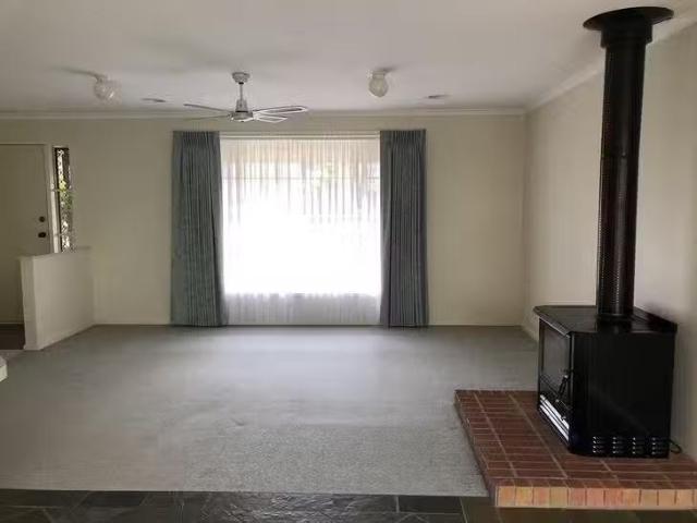 Deal! 19 Casino Court, Torquay, VIC 3228