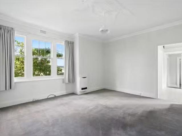 New 19 Baker Street, NEW TOWN House for rent Listed by Sjaan.