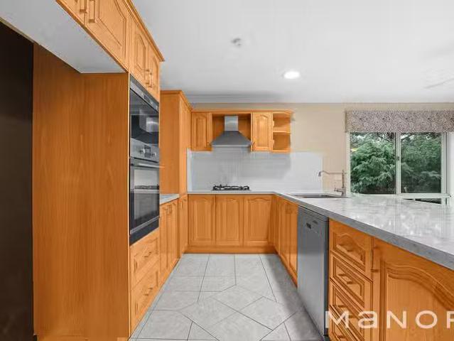 Cozy 19 Highgate Place, Glenwood, NSW 2768