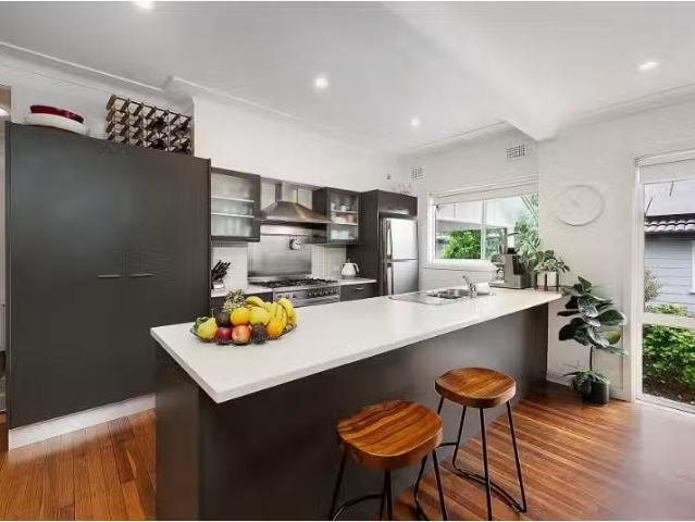 For Rent! 19 Oakleigh Avenue, Thornleigh House for rent Liste.