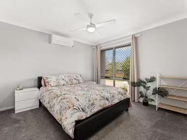 Cozy 19 Maudsley Crescent, Collingwood Park, QLD 4301