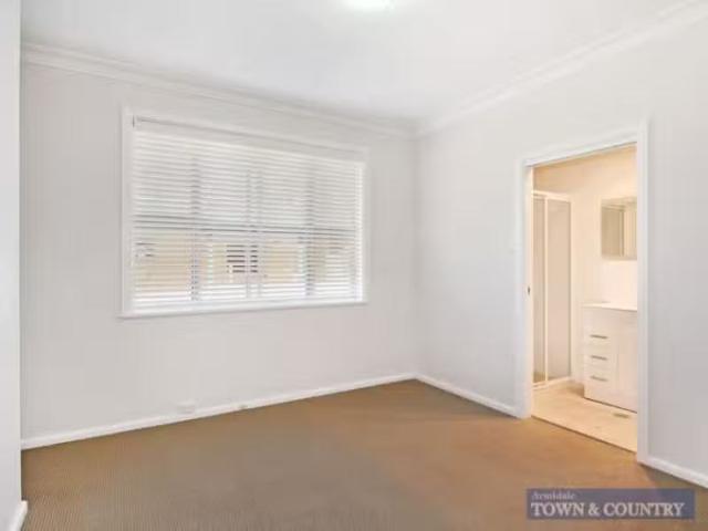 Nice 1/9 St Andrews Avenue, ARMIDALE Townhouse for rent Liste.
