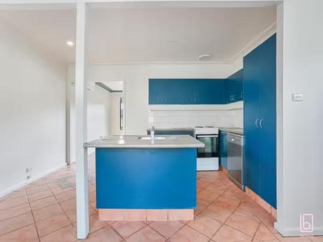 Unique 19 Wallis Ave, CANTON BEACH House for rent Listed by C.