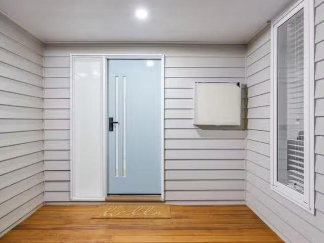 Cheap 19A Verdon St, Sebastopol VIC 3356 House For Lease