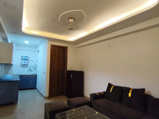 Rental | 1.5 BHK + 400 Sq.Ft. Apartment in Freedom Fighters Enclave
