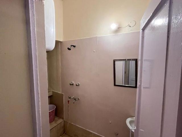 Rental | 1.5 BHK 460 Sq.Ft. Apartment in Mayur Vihar