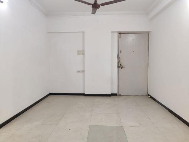 Rental | 1.5 BHK 500 Sq.Ft. Apartment in Roy Mansion