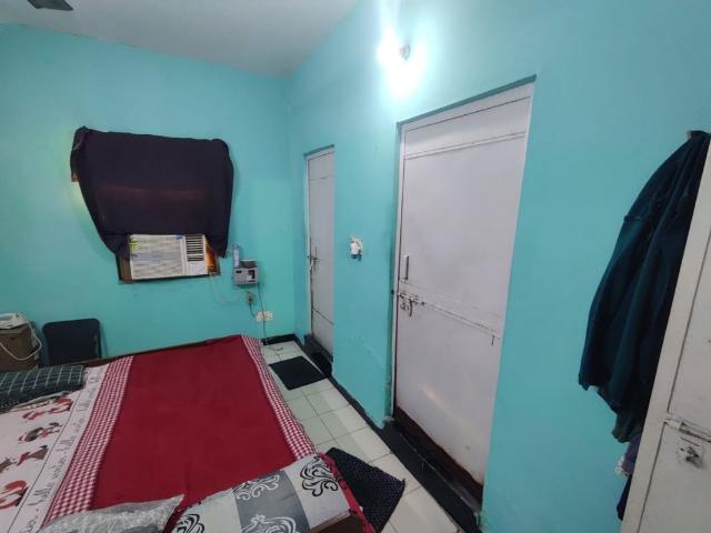 Rental | 1.5 BHK 550 Sq.Ft. Apartment in Mayur Vihar