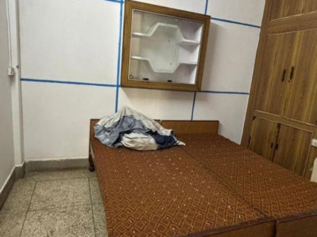Rental | 1.5 BHK + 600 Sq.Ft. Villa in Mehboob Apartments