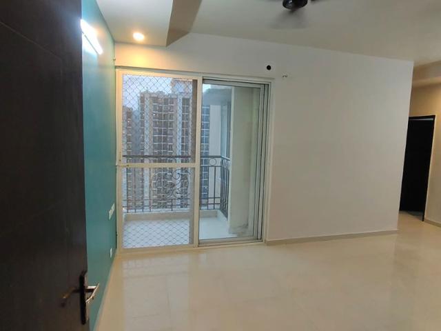 Rental | 1.5 BHK 770 Sq.Ft. Apartment in Prateek Grand City
