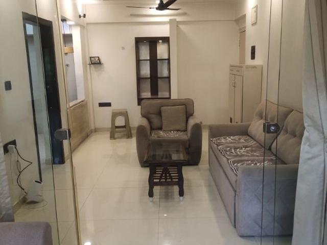 Rental | 1.5 BHK + Extra Room 550 Sq.Ft. Apartment in Jal Padma CHS