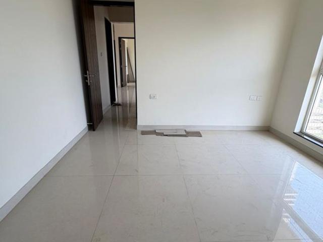Rental | 1.5 BHK + Extra Room 555 Sq.Ft. Apartment in Sheth Avante