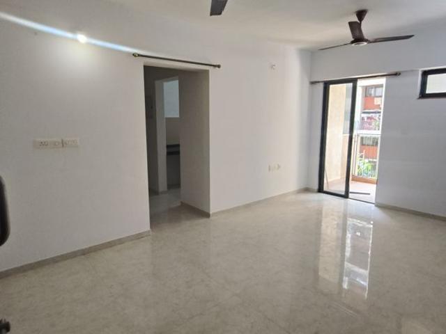 Rental | 1.5 BHK + Pooja Room,Store Room 638 Sq.Ft. Apartment in Lodha Lakeshore Greens