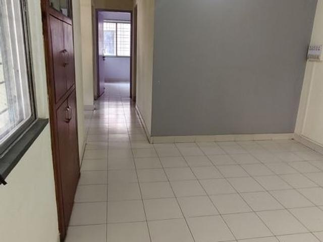 Rental | 1.5 BHK + Pooja Room,Servant Room 570 Sq.Ft. Apartment in Raghuveer Nagar