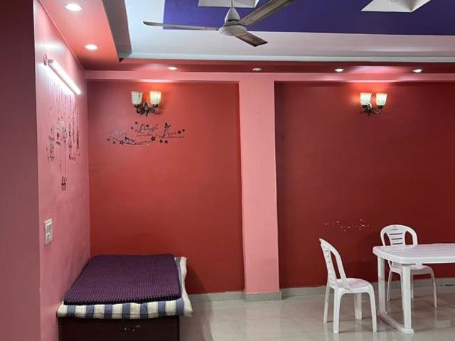 Rental | 1.5 BHK + Pooja Room,Servant Room,Extra Room 800 Sq.Ft. Independent House in Sector 22