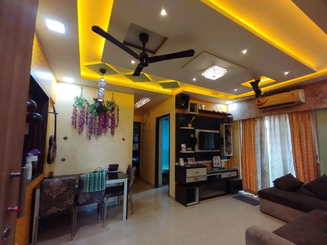 Rental | 1.5 BHK + Pooja Room,Servant Room,Study Room,Extra Room,Store Room 584 Sq.Ft. Apartment in Casa RioGold
