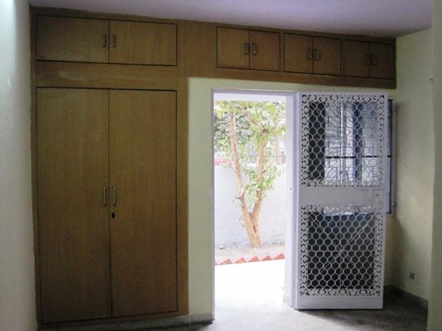 Rental | 1.5 BHK + Pooja Room 750 Sq.Ft. Apartment in Mayur Vihar
